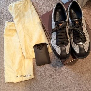 Louis Vuitton Black and Cream Monogram Shoes